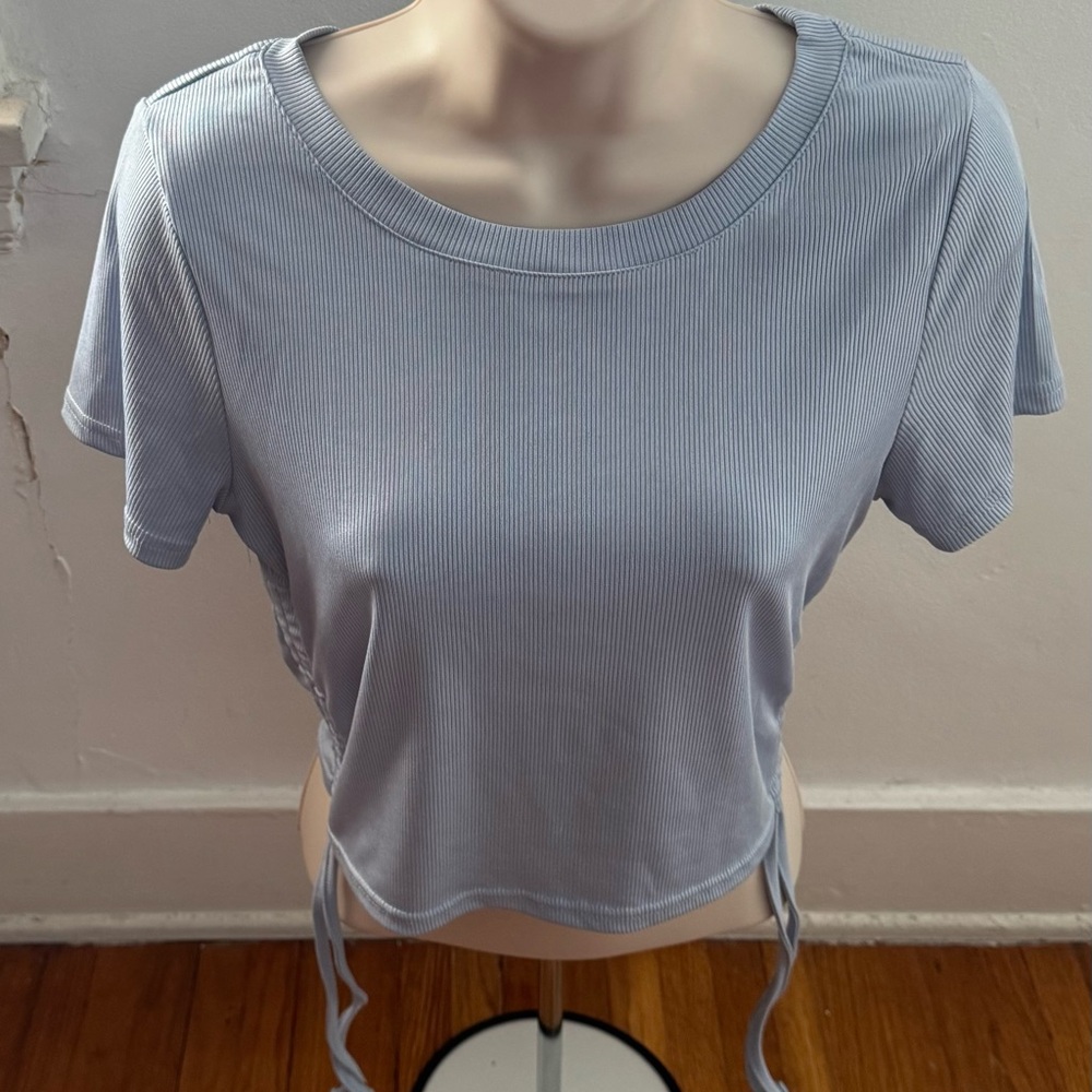 SHEIN light blue ribbed ruched sides Crop Top, size M Y2K vacation beach lounge